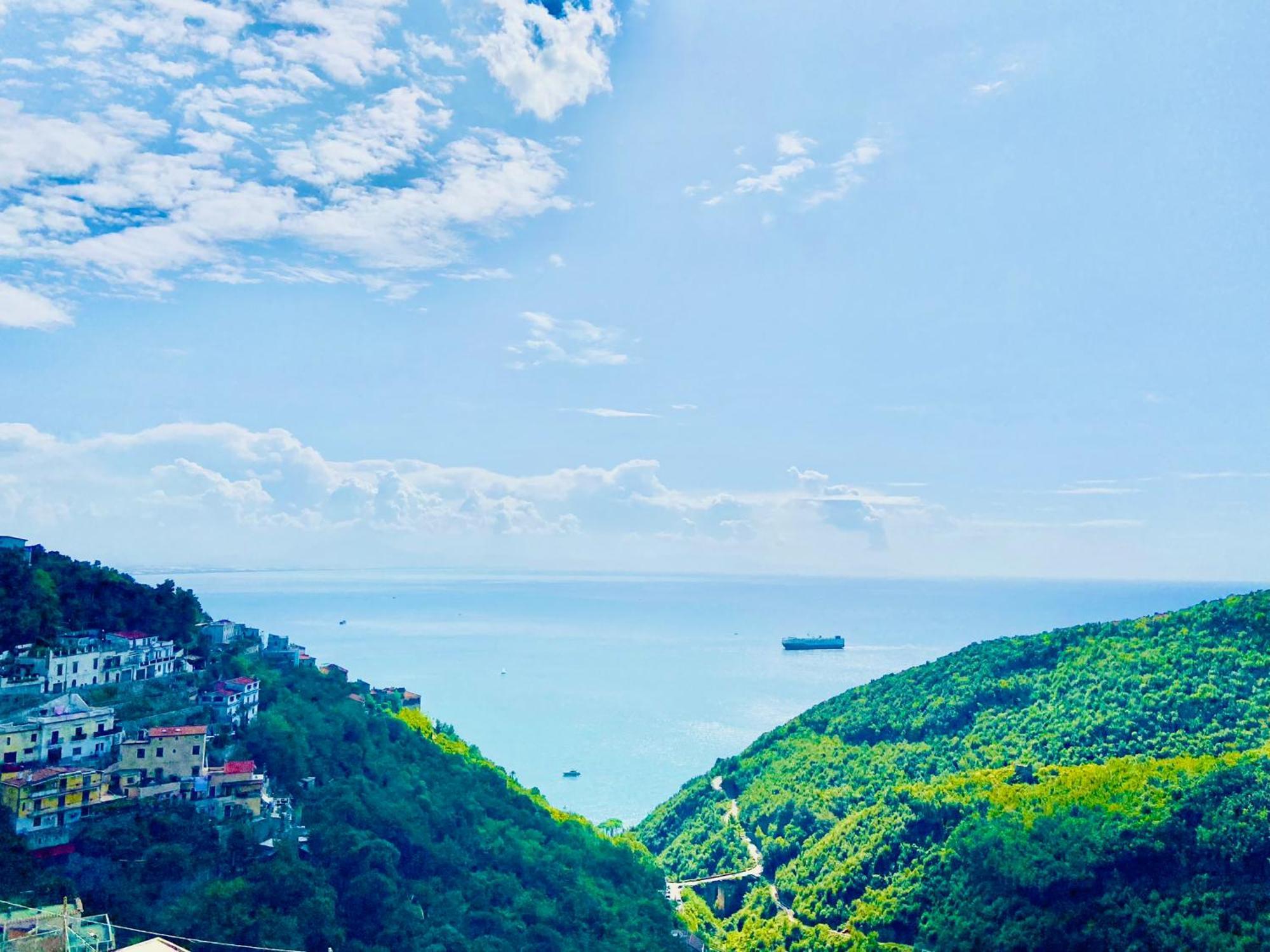 شقة Borgo Virginia - Sea View In Amalfi Coast Vietri المظهر الخارجي الصورة
